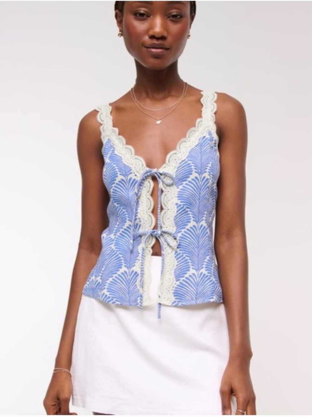 Abercrombie & Fitch Blue Patterned Tie-Front Tank with Cream Lace